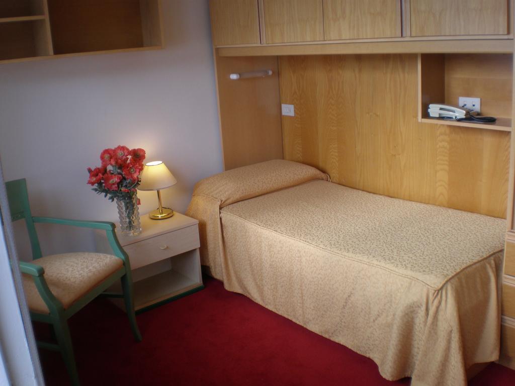 Hotel Majestic Lido di Jesolo Habitación foto