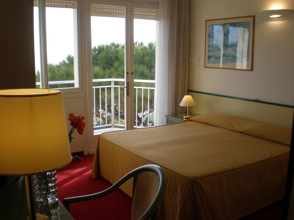 Hotel Majestic Lido di Jesolo Habitación foto